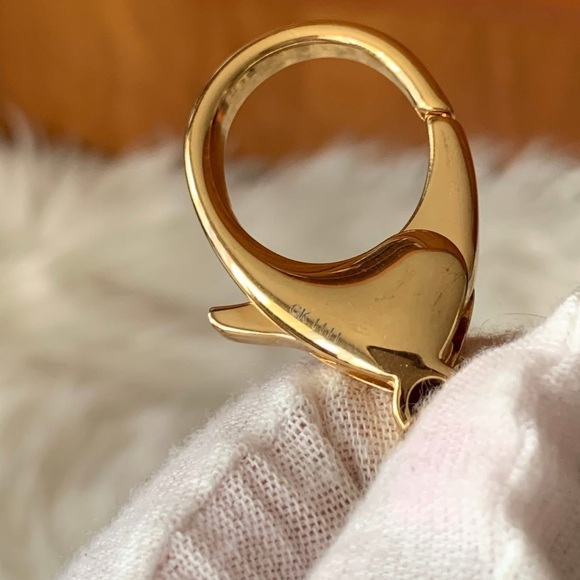 LV Fleur d’Épi Bag Charm / Key Holder ✨ - Picture 7 of 15